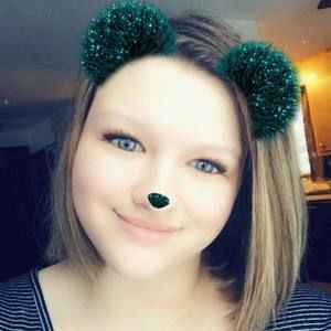 Meet your Posher, Brooke